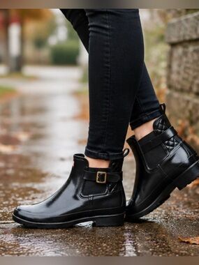 Hunter Black Quilted Chelsea Ankle Rain Boots